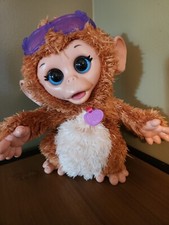 FurReal Friends - "Baby Cuddles" - My Giggly Monkey Pet-Moves 8