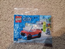 LEGO City 30568 Skater Red Car Polybags 40 Pcs Brand New Lego Car Figure 