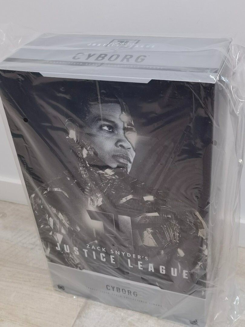 Hot Toys TMS057 Zack Snyder's Justice League Cyborg Normal Edition