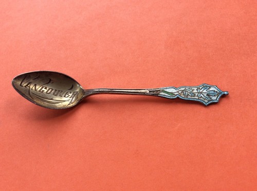 VANCOUVER canada 925 Sterling Silver Souvenir Spoon enameled Maple leaf 5.8grams