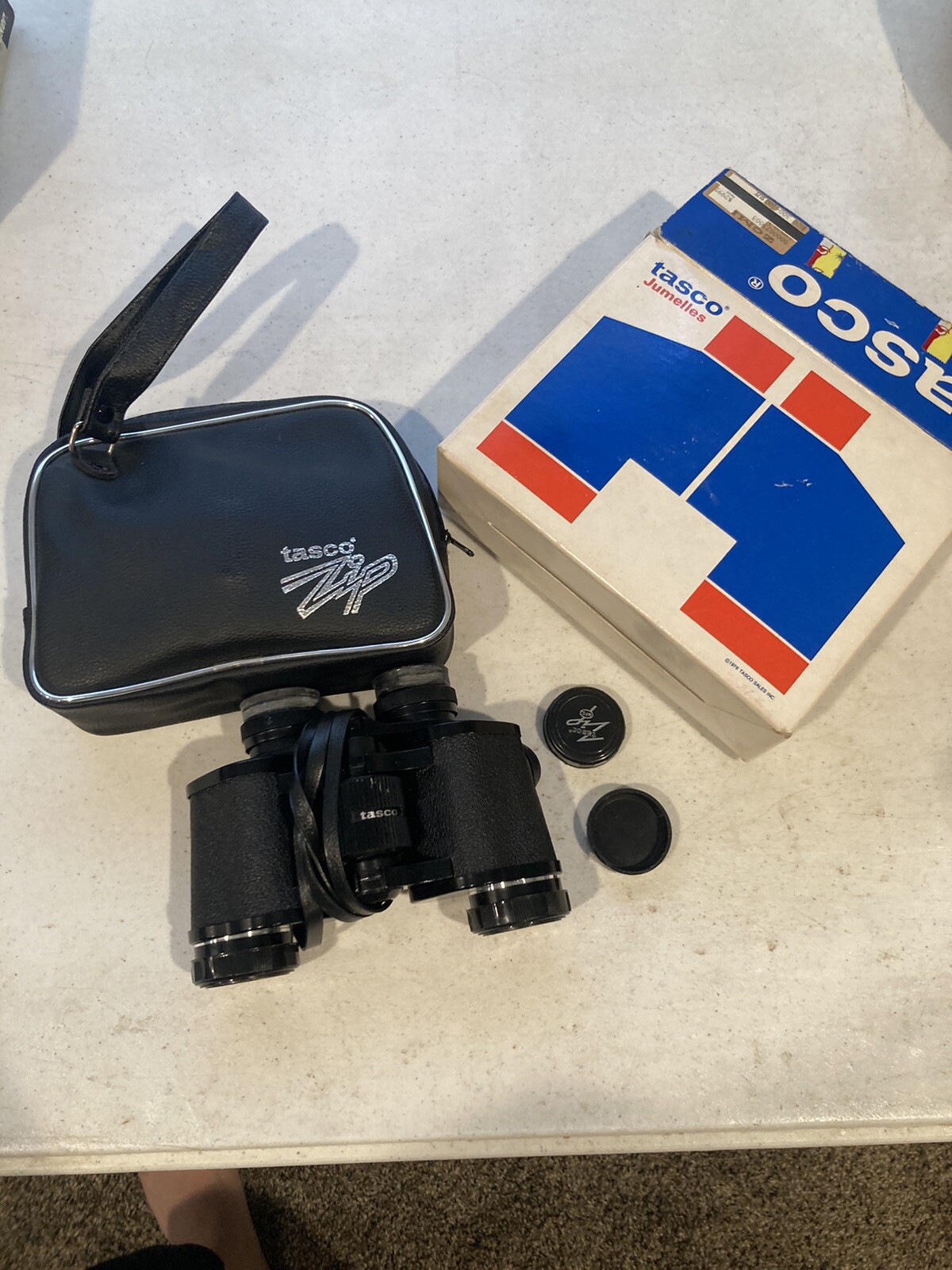 TASCO ZIP 2001 7X35 BINOCULARS NFL SUPPLIER BOX LEATHER BAG 1982