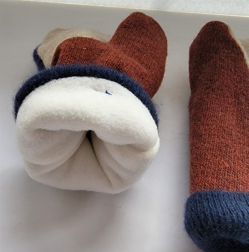 NEW Handmade Upcycled Womens M/L? Wool Mittens Fleece Lined from Old Sweaters #7 - Picture 7 of 7