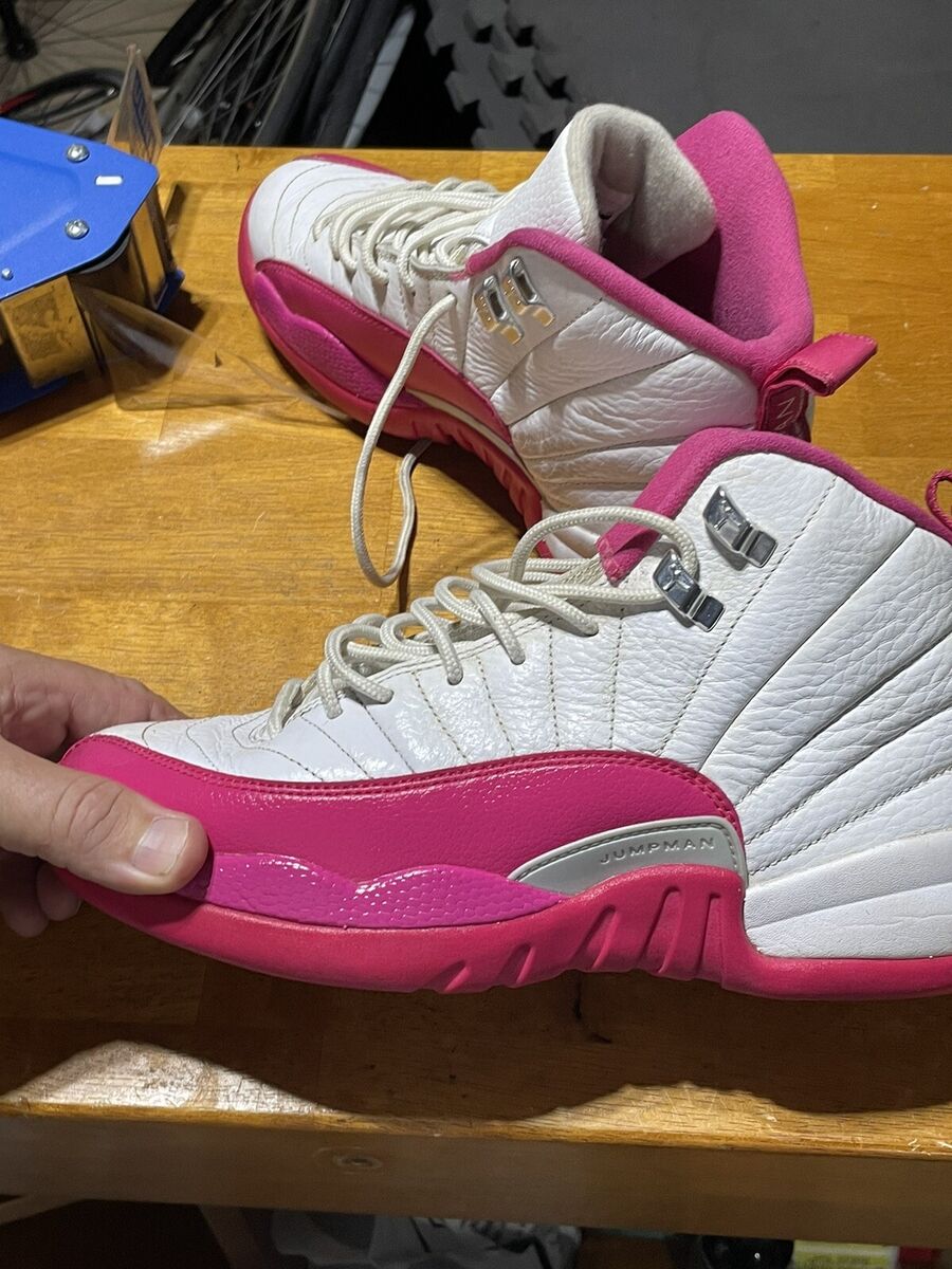 Nike Air Jordan 12 Vivid Dynamic Pink Valentines Day Size 7Y Nike Air Jordan 12 Vivid Dynamic Pink Valentines Day Size 7Y