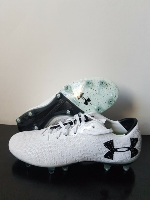 under armour clutchfit 3.0 soccer cleats