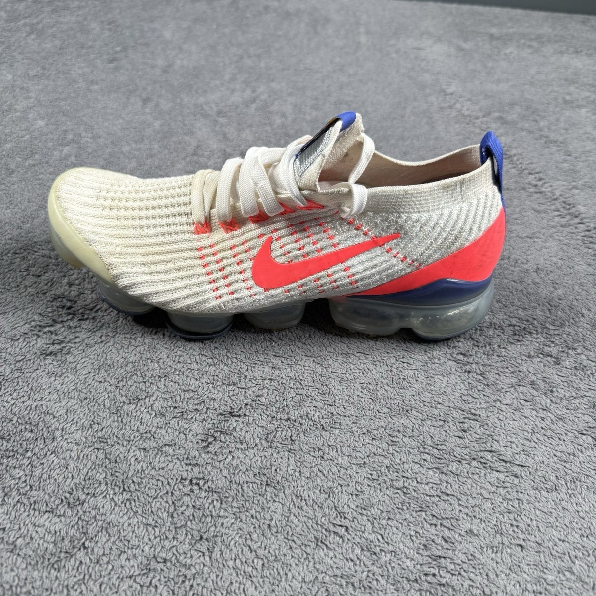 size 7 women's nike air vapormax shoes