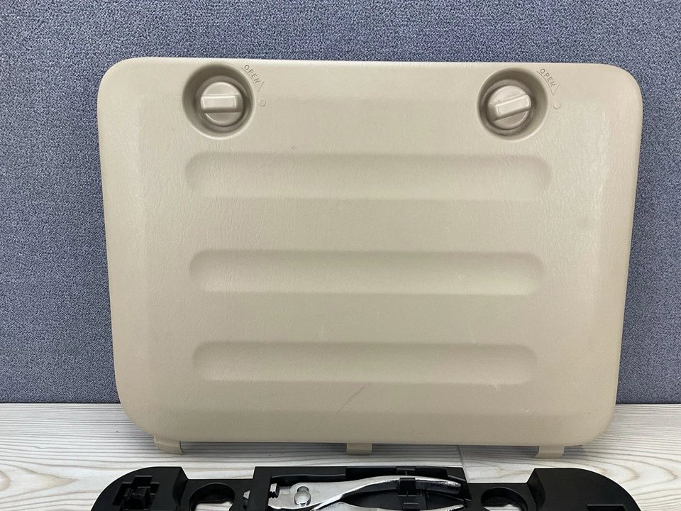 ⭐️Kit Completo Caja Herramientas Emergencia Puerta Trasera Lexus GX470 2003-2009. OEM. Foto 4 de 4