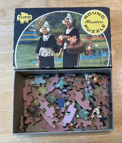 Tuco Round Miniature Puzzle - Complete - Tulip Time In Holland - Over 55 Pcs - Picture 7 of 7