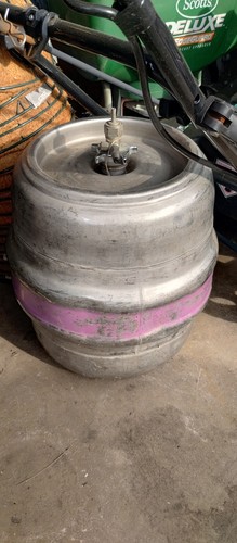 Vintage 1970s PABST Brewing Company  BEER Keg   7.75 Gallon