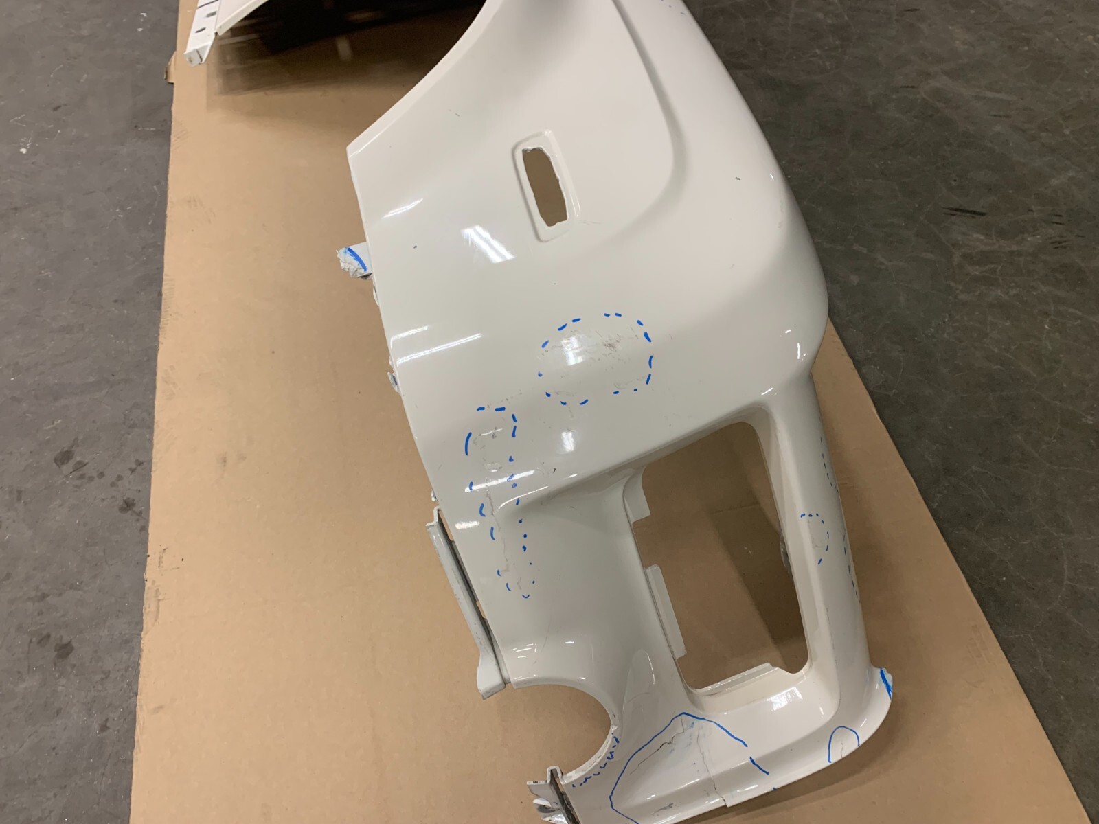 04-11 ROLLS ROYCE PHATOM FRONT RIGHT FENDER PASSENGER SIDE FENDER OEM LOT0001