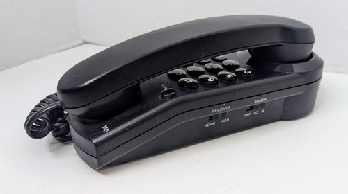 Vintage AT&T Design Line Model 140 Touch Tone Table Wall Corded Phone ...