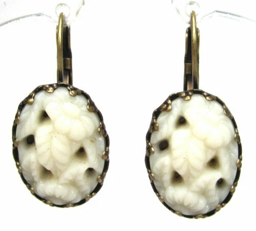 Mode-Ohrschmuck mit Schnappverschluss und Liebe