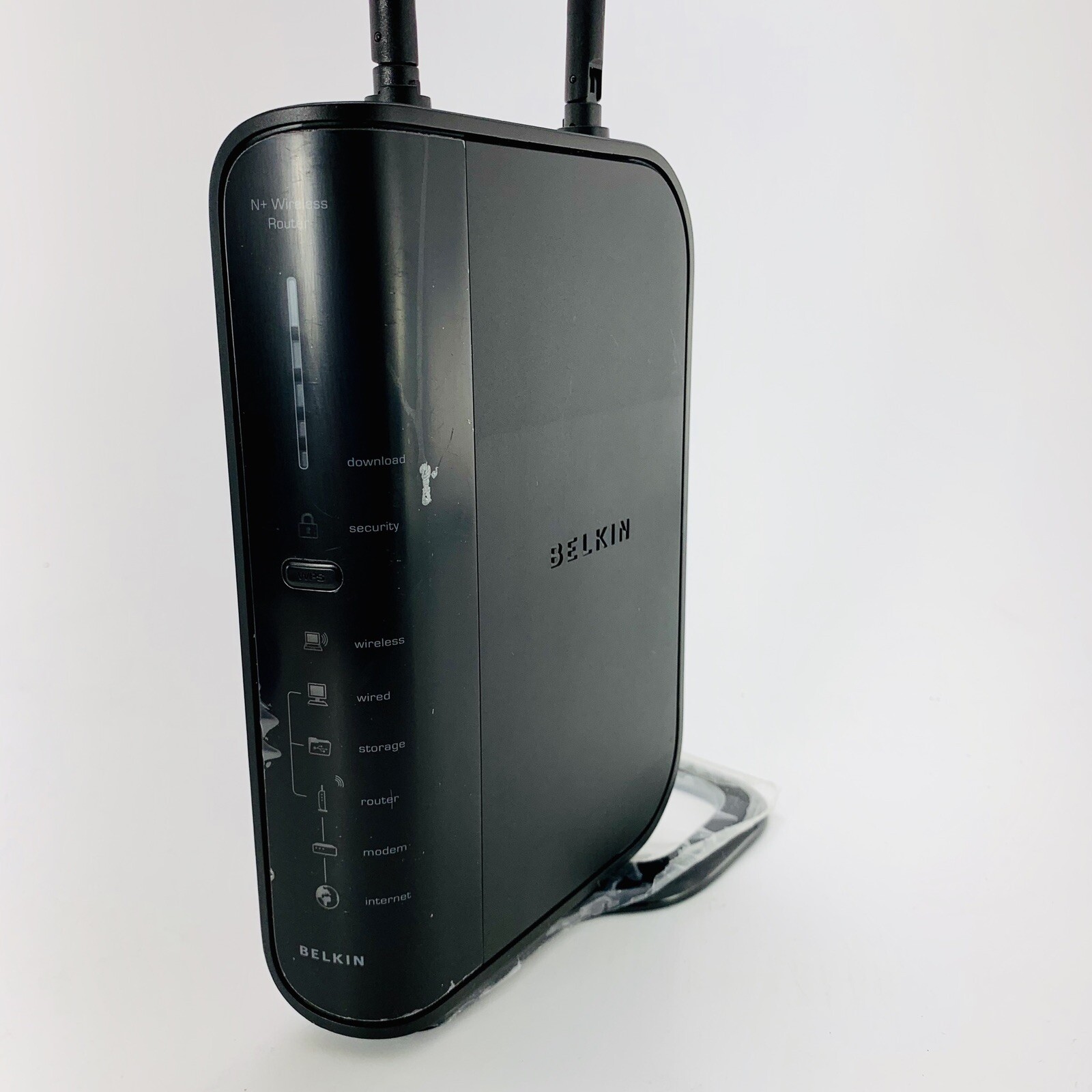Belkin F5D8235-4 300 Mbps 4-Port Gigabit Wireless N Router 722868673799 ...