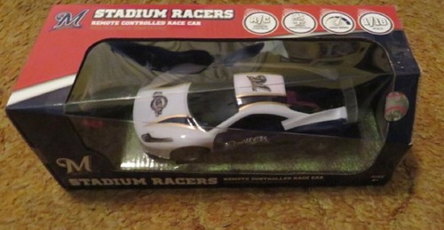 MILWAUKEE BREWERS STADIUM RACERS, 1/18 SCALE, REMOTE CONTROL, NIB,