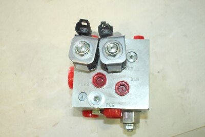 CAT Caterpillar 558-6469 Manifold GP Control Pilot Supply 545D Wheel Skidder