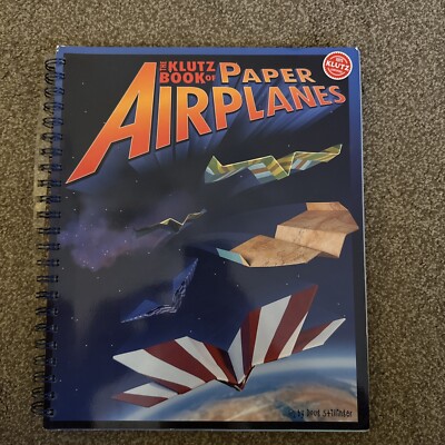 Book of Paper Airplanes (Klutz)