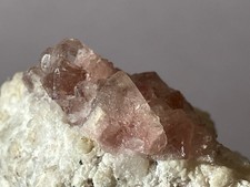 Rosa Fluorit/Rauchquarz - Kt.Bern/Schweiz ca. 5,7x4,5cm