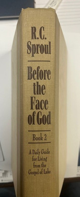 Before the Face of God: A Daily Guide for Living from the Gospel of Luke Spr...