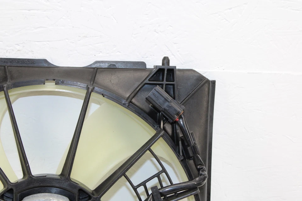 Ventilador radiador izquierdo Acura TLX 2015-2020 3,5 L OEM NJ25 Foto 2 de 4