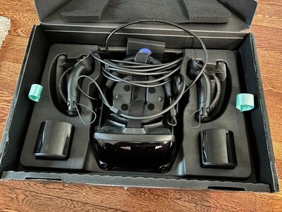 Valve Index Full Vr Kit - 2.0 BaseStations