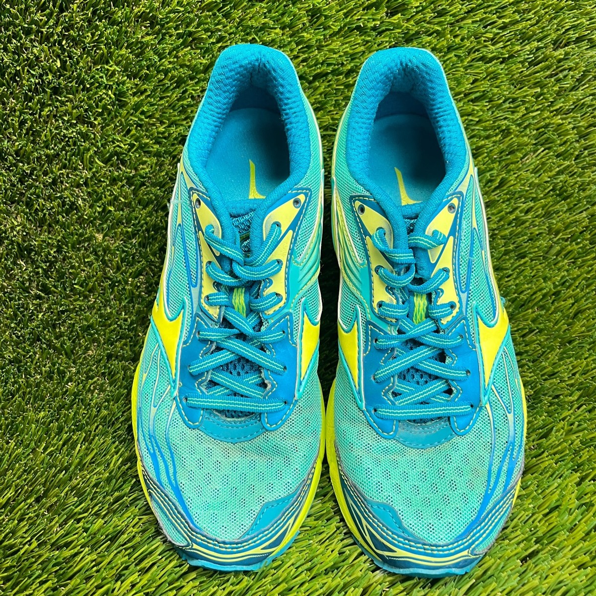 Mizuno Wave Catalyst Womens Size 6.5 Blue Green Running Walking