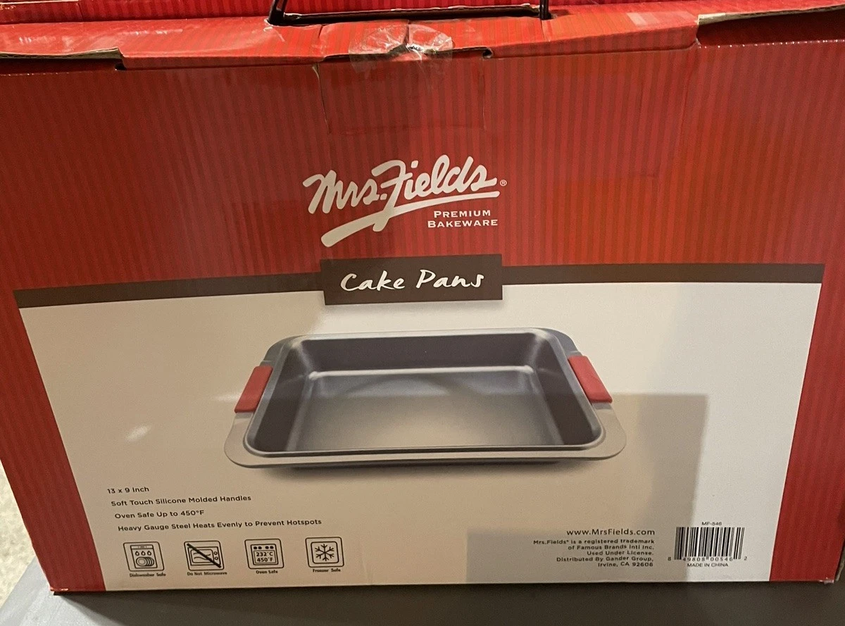Mrs. Fields Medium Sheet Cake Pan 13" x 9" Textured Nonstick Lot of 2
Opens in a new window or tab