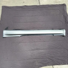 2002-2005 LEXUS SC430 LOWER LEFT DRIVER SIDE SKIRT ROCKER MOLDING SILVER OEM