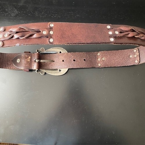 Women’s BUCKLE Brown Leather Belt Waist 29"-33" Rhinestones - Picture 4 of 7