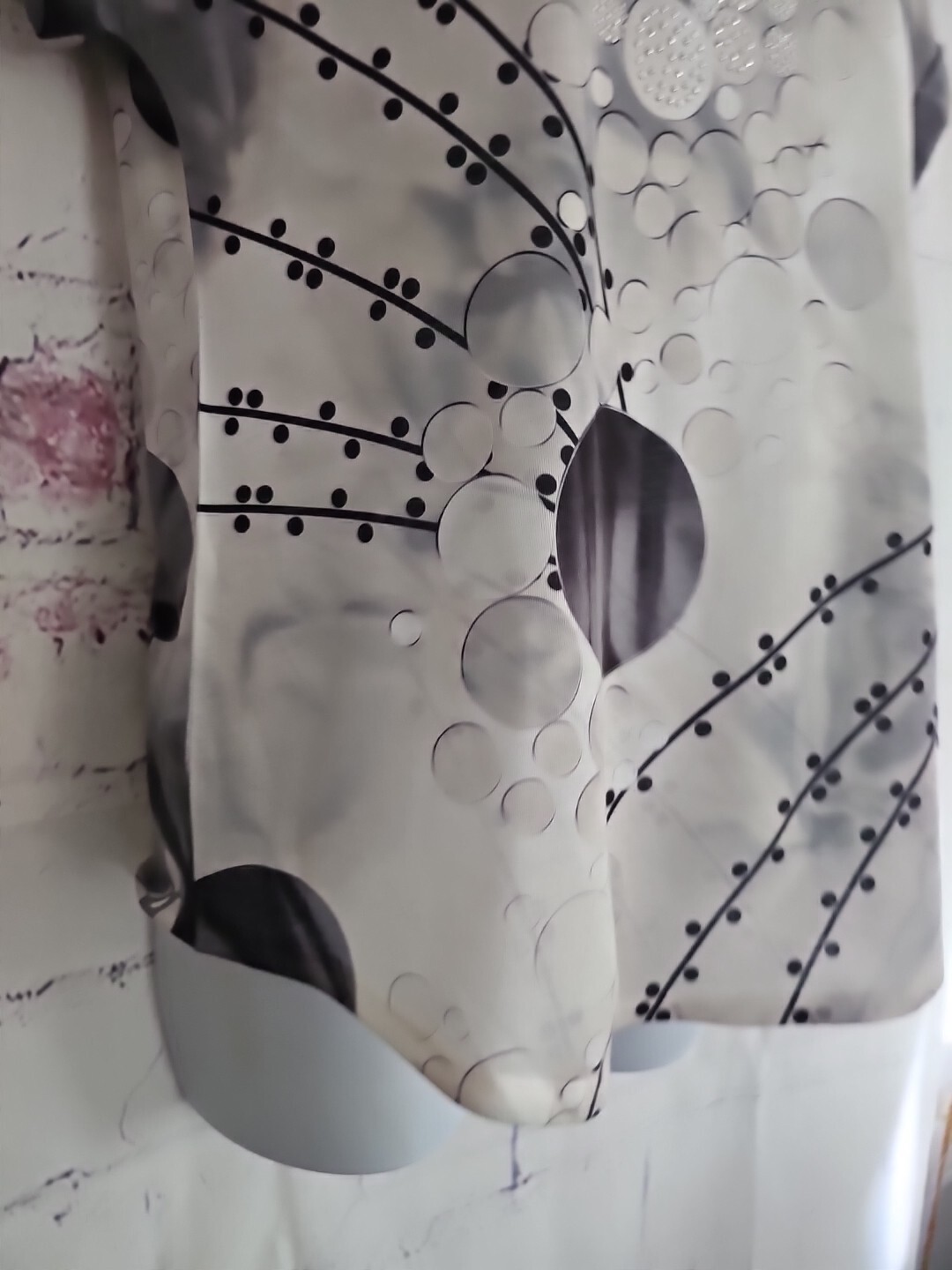 New Direction Sample Product Pullover Top Geometr… - image 8