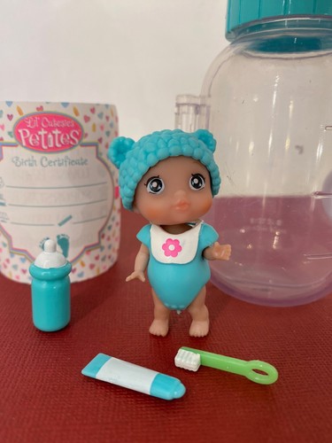 JC Toys ❤ Lil Cutesies Petites ❤ Mini Poseable Baby Doll & Accessories - Clip On - Picture 2 of 8