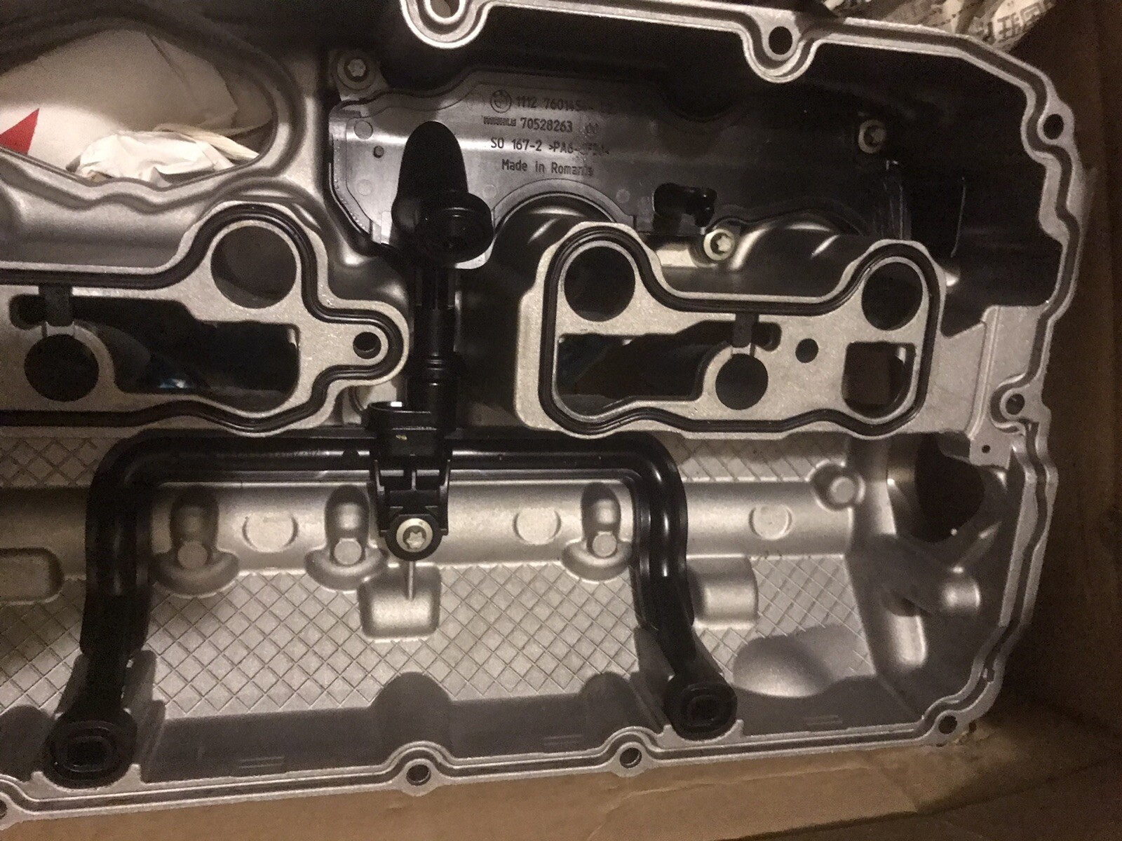 BMW OEM Cylinder Head Cover Cyl 5-8 RIGHT 11 12 7629 992 