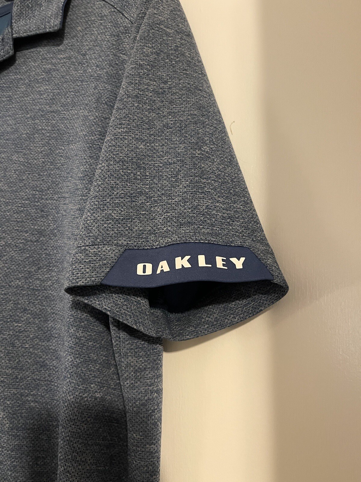 Mens Oakley Aero Ellipse Blue Polo Shirt Medium Gem