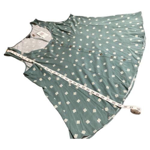 Torrid Women’s Green & White Fit & Flare Tank Top Sleeveless Blouse Plus Size 2 - Picture 7 of 14