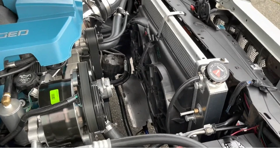 3 Row Aluminum Radiator fit 1978-1988 G-Body Monte Carlo El Camino Regal Cutlass Foto 4 de 4