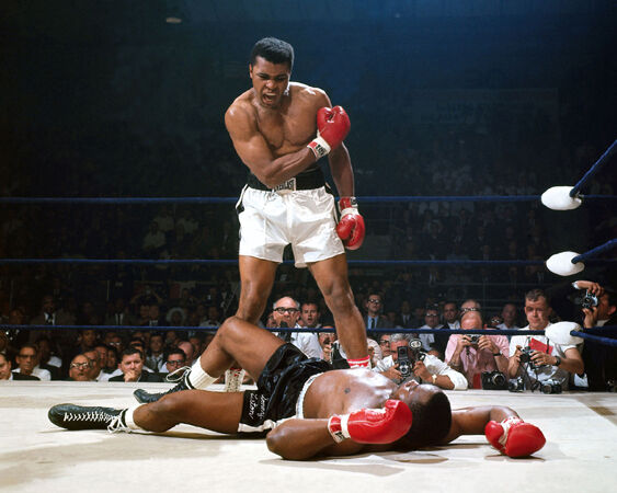 Max 88% OFF 1965 Title Fight MUHAMMAD ALI vs 8x10 SONNY LISTON Boxing Online limited product Glossy