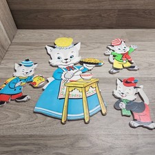 Vintage Dolly Toy Co Three Little Kitten Mama Cat Nursery Rhyme Mittens Wall Art