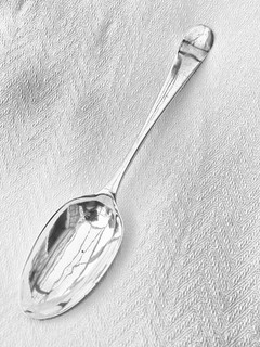 CUCCHIAIO ARGENTO STERLING GEORGE III HANNOVERIAN Chas Hougham Londra 1778