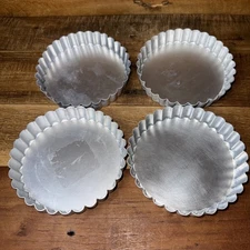 Lot of 4 Vintage Fluted Aluminum Mini Tart Baking Pans Removable Bottom 4.5"