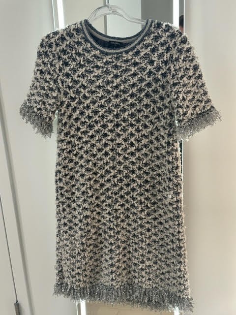 Chanel Tweed Dress 38 Blue White Metallic Bouclé Knit Shift Short