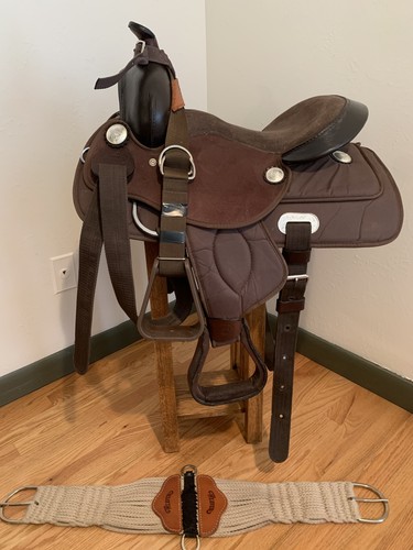14" Kids Western, All Around Saddle - Brown. Includes 34" girth & buddy stirrups
