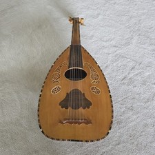 Egyptian Vintage 11-String Oud with Case – Ornate Inlay & Beautiful Wood Finish