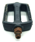 Vintage Huffy 924 Bike Plastic Foot Pedals — photo 3