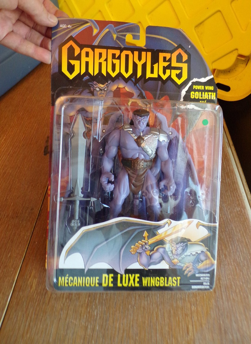 Kenner 1995 Hasbro Gargoyles Power Wing Goliath Deluxe Blast