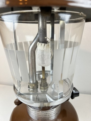 Vintage 4/ 1983 Coleman Model 275A Lantern in Great Condition - Picture 16 of 23