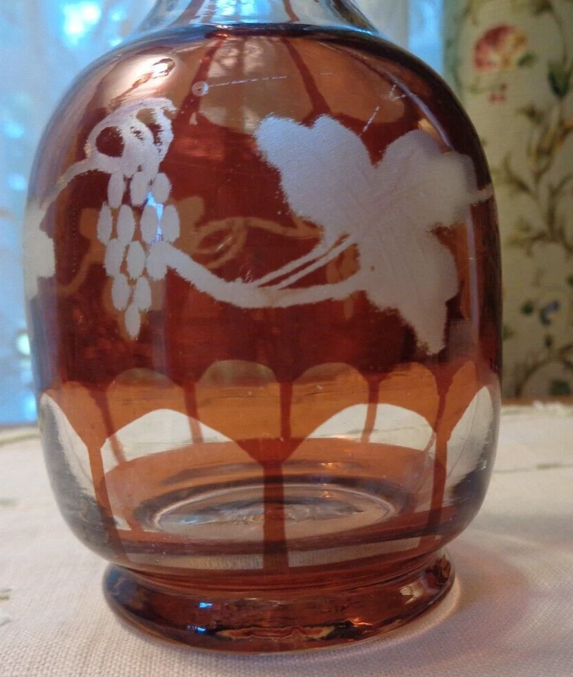 VINTAGE HANDMADE BOHEMIAN ETCHED RUBY GLASS DECANTER-GRAPES & LEAVES - Image 4 of 4