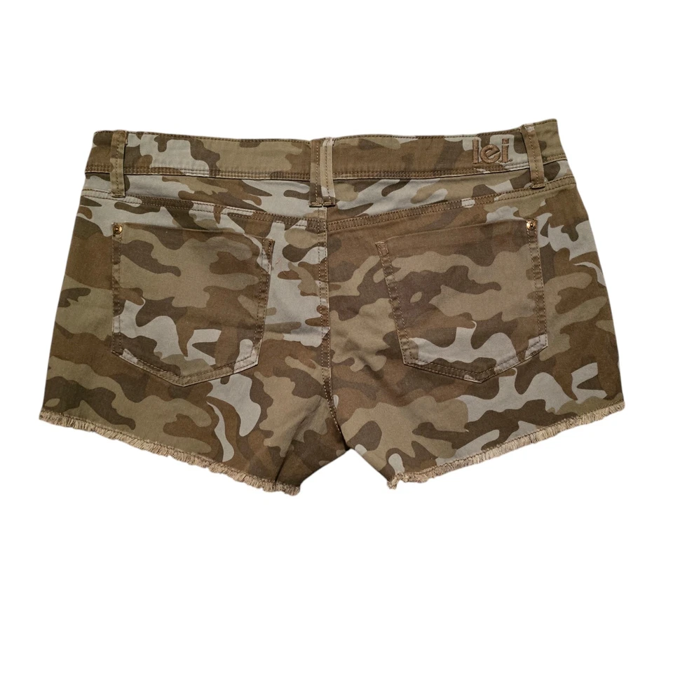 Vintage l.e.i Ashley Low Rise Green Camo Raw Hem Denim Shorts Juniors Sz 13 Reg  - Image 2 of 4