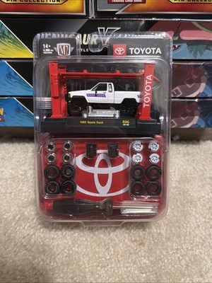 NEW RELEASE M2 Machines 1985 TOYOTA TACOMA TRUCK R86 26-06