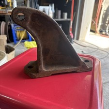 FoMoCo C5NNN876A Stabilizer Bracket for Ford /Case 5000-7710