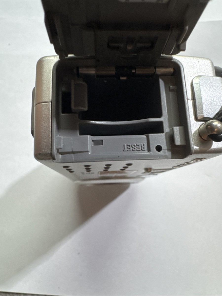 Sony Cyber-shot DSC-P5 3.2MP Digital Camera - Silver for sale