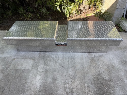 Gull Wing Toolbox