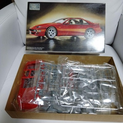 Fujimi 1/24 Nissan Fairlady 300ZX Low Profile 18inch Plastic Model